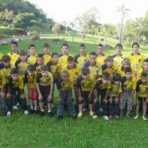 Escola de Futebol do Clube de Campo recebe várias equipes para jogos amistosos
