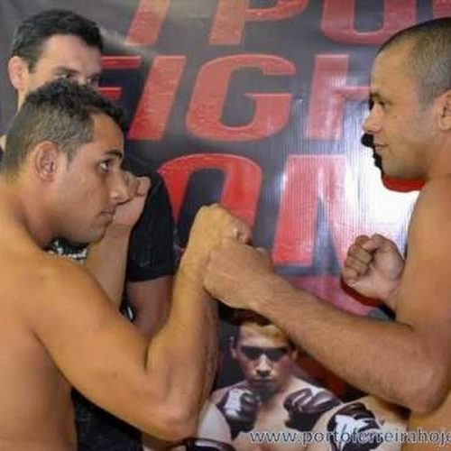 1º Porto Fighting Combat : Atletas fazem a pesagem na Fábrica da Luta