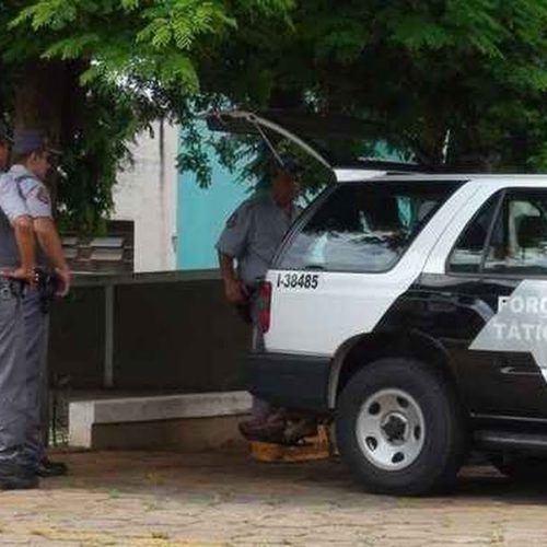 Dupla é presa por suspeita de ter furtado cabos elétricos do Palmeirinha