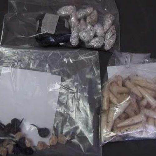 Dupla abandona sacola com entorpecentes no Cristo Redentor ao avistar policiais