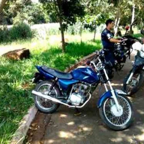 Adolescente de Porto Ferreira é flagrado portando maconha em Cachoeira de Emas