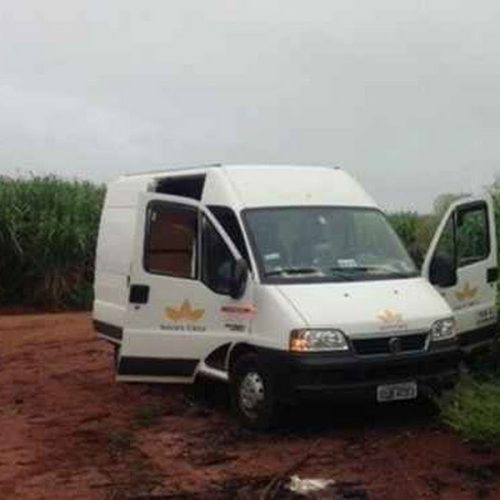 PM de Porto Ferreira encontra veículo de entrega de cigarros abandonado