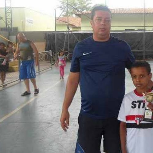 Projeto Garoto e Garota Nota 10 conhece o campeão do 8º Campeonato Interno