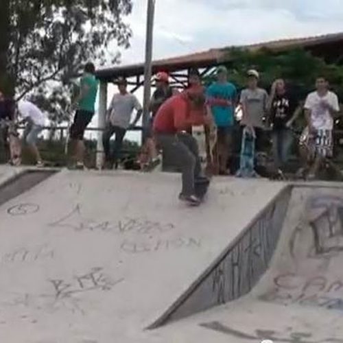 Skatistas solicitam melhorias na pista de Skate