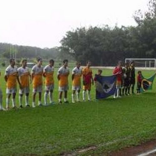 Iniciado no Clube de Campo o Campeonato de Futebol Livre Idade 2013