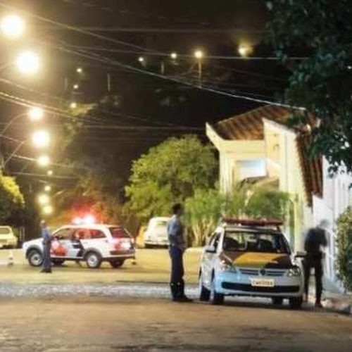 Analândia: Quadrilha explode caixa eletrônico com dinamite e atira em base da PM
