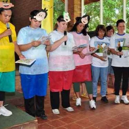 Educadores de vinte escolas públicas são capacitados para desenvolver ações para