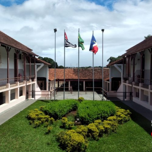 Governo estadual avança em parceria e doará três imóveis escolares à prefeitura de Porto Ferreira