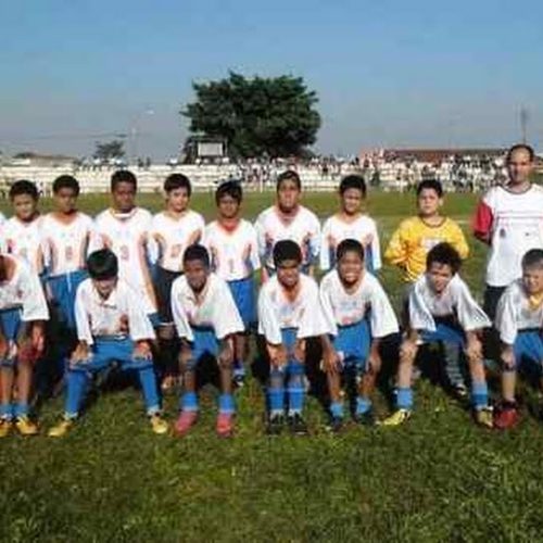 Equipes do projeto Sesi-Atleta do Futuro disputaram jogos amistosos