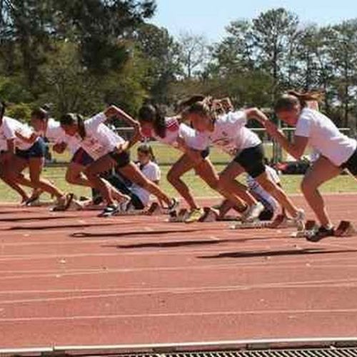 Pirassununga reúne mais de 1000 jovens nos Jogos Escolares de Atletismo
