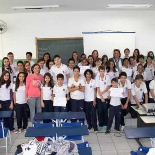 Alunos que se destacaram nas avaliações das Emefs recebem certificados