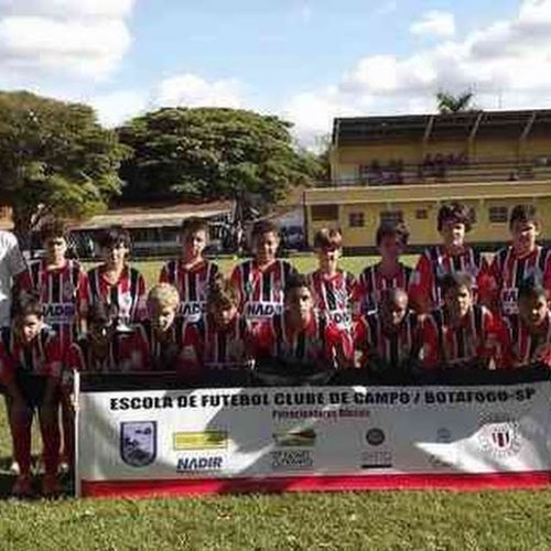 Equipe de futebol Clube de Campo/Botafogo vence jogos pela Copa Paulista