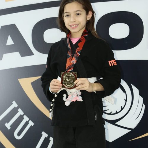 Atleta de Santa Rita do Passa Quatro conquista ouro em campeonato nacional de jiu-jitsu