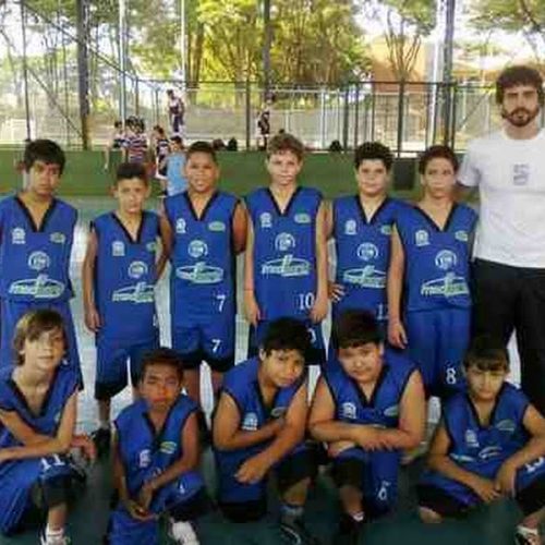 Em Ribeirão Preto, nova geração do basquete ferreirense conquista duas vitórias