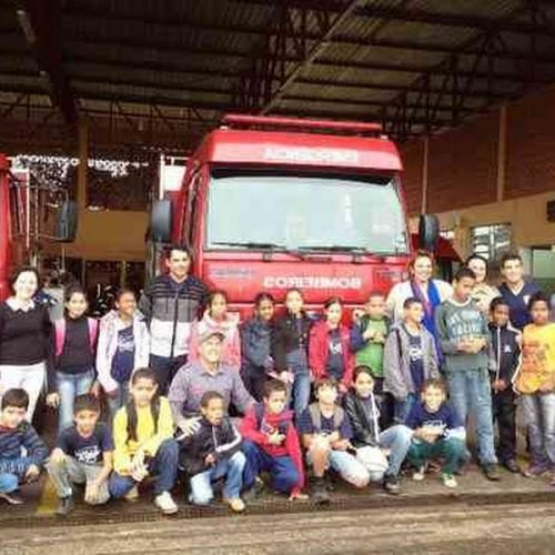 Projeto Escola Viva visitou a Base dos Bombeiros de Porto Ferreira