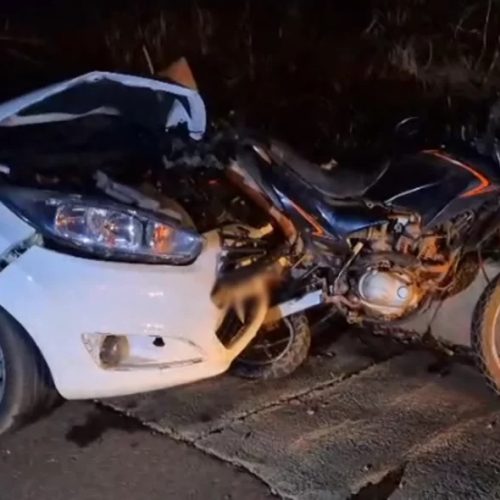 Motociclista de 60 anos morre após ser arremessado em colisão na SP-336