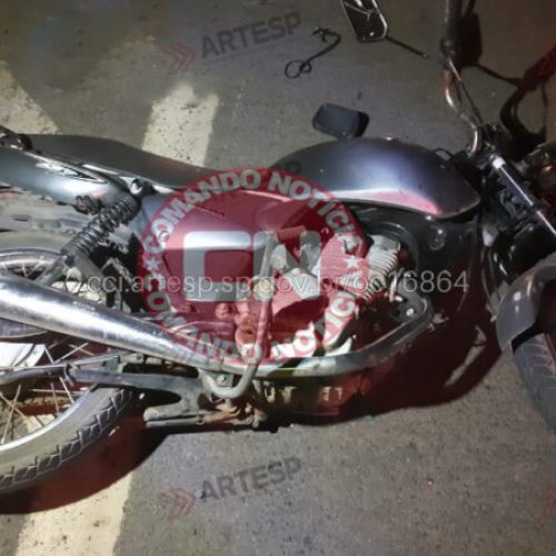 Motociclista morre atropelado por ônibus após atingir pedestre e cair na SP-101