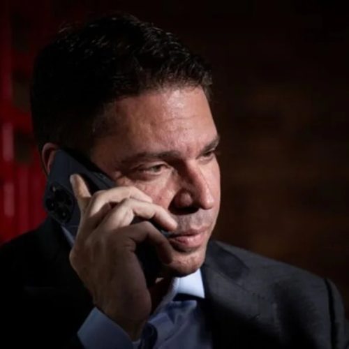 Ex-deputado Alexandre Ramagem é preso nos EUA após fugir do Brasil