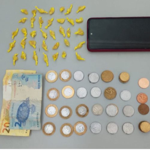 Operação da Polícia Militar apreende adolescente com 35 pedras de crack em Descalvado