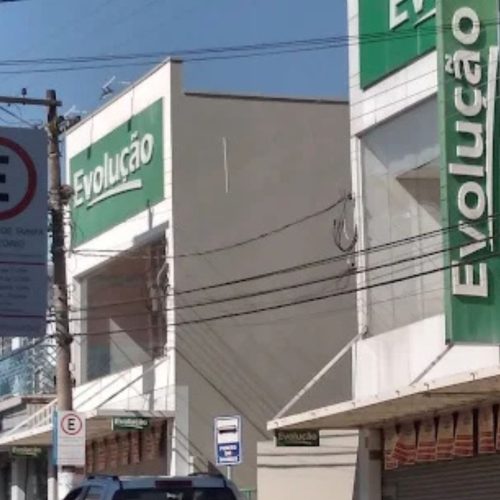 Incêndio em Loja Evolução no Centro de Porto Ferreira