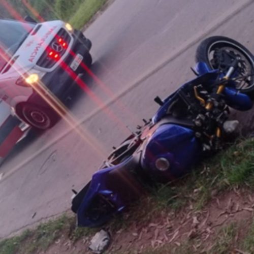 Motociclista de 60 anos morre após perder controle e bater em mureta nesta terça (30/12)