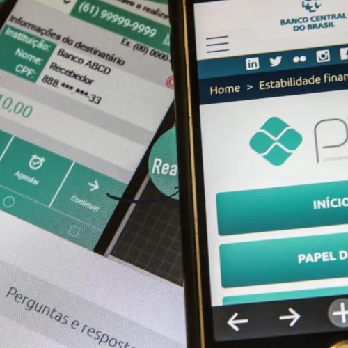 Pix ultrapassa cartões de crédito e lidera pagamentos no e-commerce brasileiro