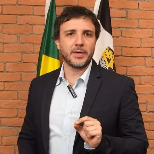 Candidato a presidente Renan Santos diz que ascensão e fortalecimento do Centrão está no centro da crise institucional e do STF