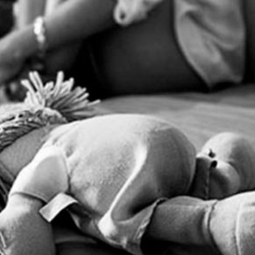 Menina de 11 anos morre com indícios de abuso sexual; polícia investiga padrasto