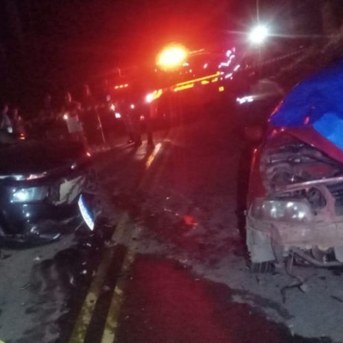mulher de 50 anos morre em colisão frontal no Km 76 da MG-880 na noite deste sábado (27/12)