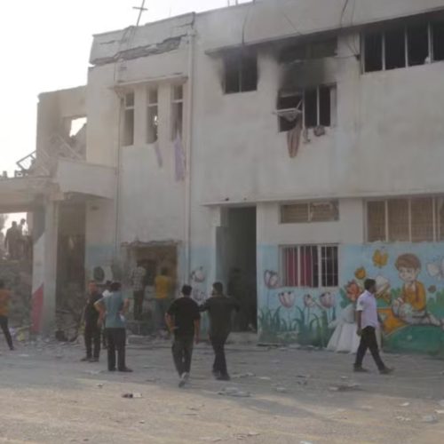 Organizações internacionais cobram explicações dos EUA por bombardeio que vitimou mais de 150 crianças de uma escola no Irã