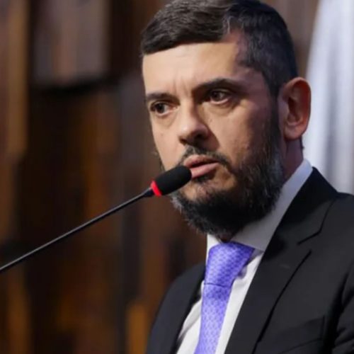 PF aponta deputado estadual Rodrigo Bacellar (União Brasil) como líder do núcleo político do Comando Vermelho no Rio