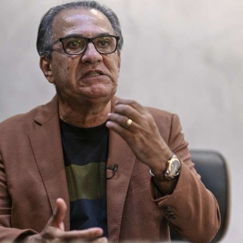 Silas Malafaia pede doações para comprar novo avião e rebate críticas