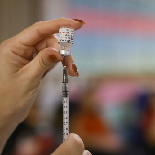 Anvisa libera novos tratamentos para crianças com lúpus e esclerose múltipla