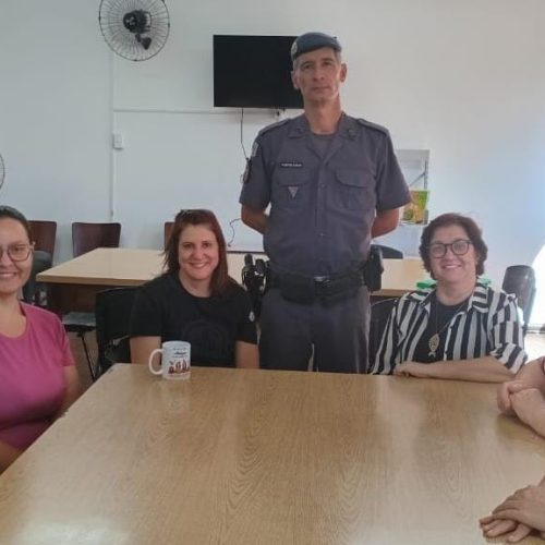 Polícia Militar realiza palestra sobre Lei Maria da Penha e aplicativo SOS Mulher em Santa Rita do Passa Quatro