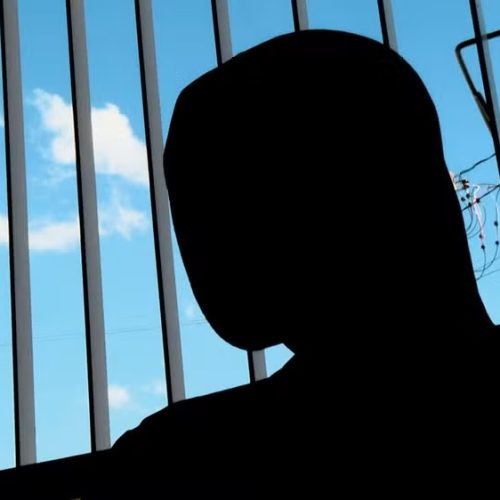Auxiliar de escola é investigado por suspeita de abuso contra criança autista em Divinolândia