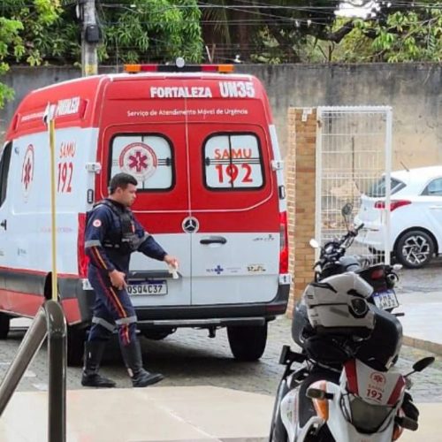 Aluno esfaqueia colegas e professores em colégio de elite na manhã desta terça-feira (02/12)