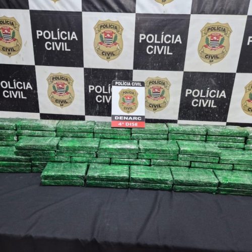 Polícia apreende 109 kg de cocaína em galpão de reciclagem