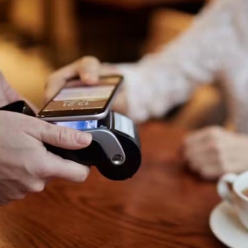 Novas regras do vale-refeição passam a valer para todas as operadoras