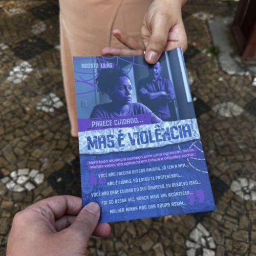 Blitz em Araras alerta população sobre violência contra a mulher