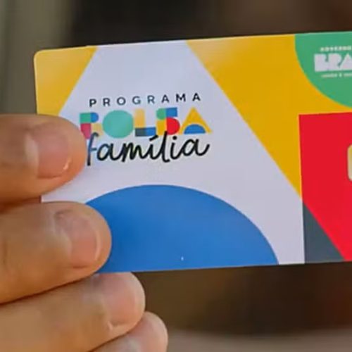 Governo inclui reajuste do Bolsa Família no orçamento de 2026 e eleva previsão de déficit do ano