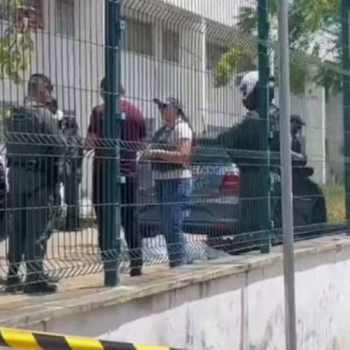Ataque a tiros em escola deixa dois alunos mortos e três Feridos