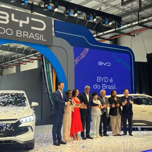 Primeira fábrica da BYD no Brasil é inaugurada na Bahia com investimento de R$ 5,5 bilhões