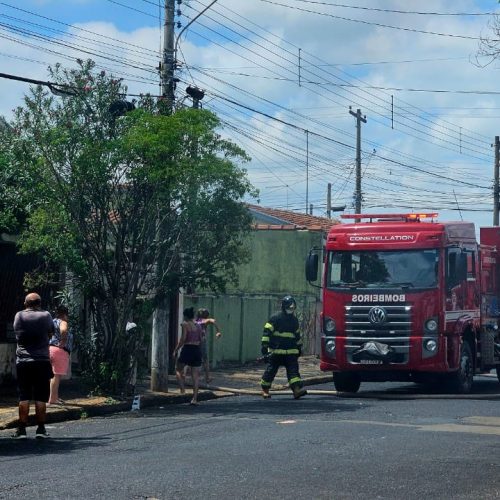 Incêndio destrói sobrado no Jardim Primavera em Porto Ferreira
