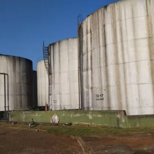 Fiscalização apreende mais de 7 milhões de litros de cachaça irregular no interior de SP