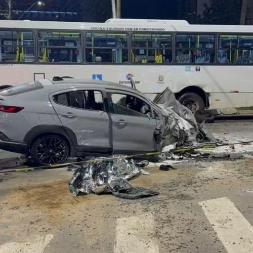 Colisão entre carro e ônibus deixa dois mortos em Campinas; suspeita de racha é investigada