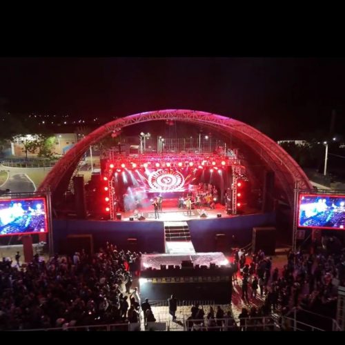 Feife de Porto Ferreira reúne multidão em quatro dias de festa com grandes shows