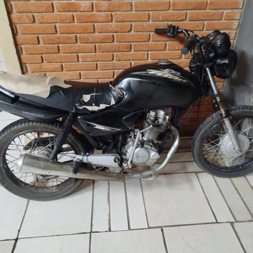 PM apreende motocicleta com sinais identificadores suprimidos em Porto Ferreira