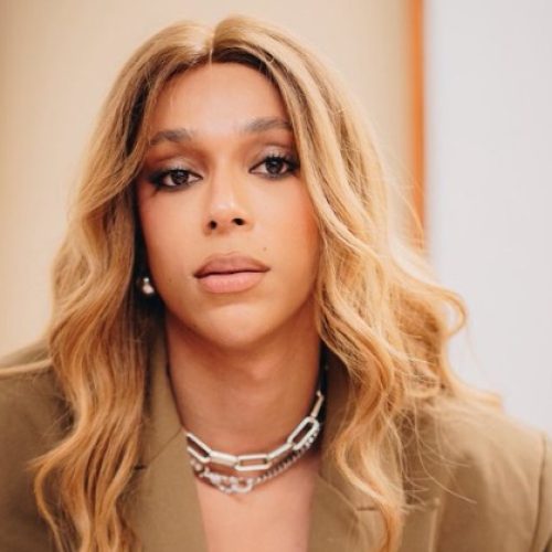 ONG feminista processa Erika Hilton por ofensas a mulheres nas redes sociais