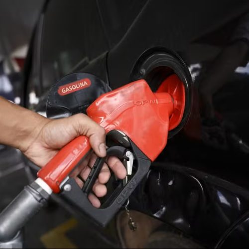 Governadores promovem aumento de impostos sobre os combustíveis
