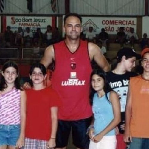 Quando o município de Casa Branca fez história e derrubou o time de Oscar Schmidt